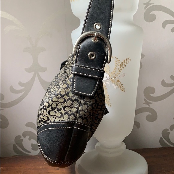 COACH signature authentic mini hobo bag - Picture 2 of 4